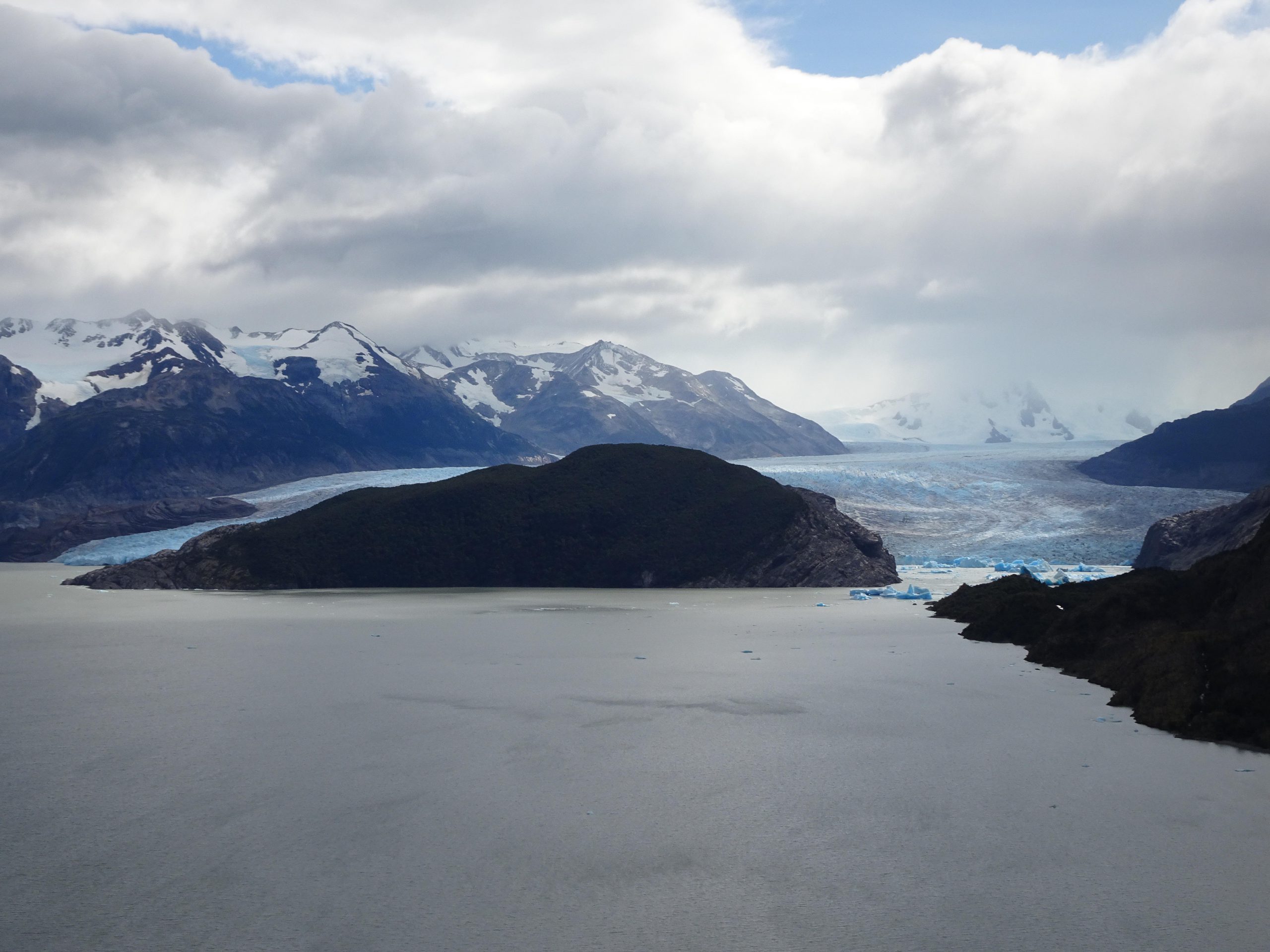 A 5-day hike in Torres del Paine National Park (Part 1) - Two Around ...